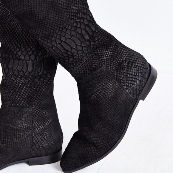 Seychelles Anthropologie Black Victory Croc Over The Knee Boots Leather size 7.5 - Picture 12 of 14